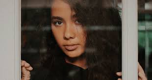 17-year-old refuses to move house after grieving mom's new boyfriend claims  their current home is haunted by her stepdad: 'He moved in with us 3 months  after they started dating'