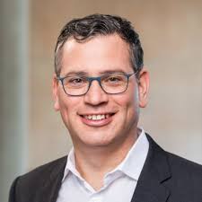 Fachbereichsleiterin Netzbetrieb Mittel- & Niederspannung (a*)