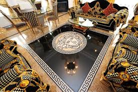 Versace брэндийн гангар шаазан аяга, тавга, гэр ахуйн хэрэглэл. Versace Home Exhibitor At Salone Del Mobile Salonedelmobile Milan Design Isaloni Mdw2017 Salone2017 Des Versace Furniture Luxury Decor Versace Mansion