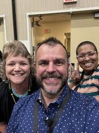 Terri Kanis's Instagram, Twitter & Facebook