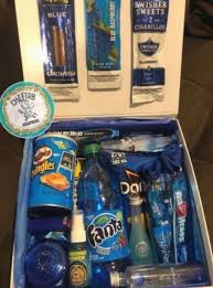 Birthday Gift Box Ideas For Him Pin By Nubia Santos On Gift Ideas Cute Birthday Gift Fathers Day Gift Basket Cute Boyfriend Gifts