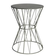 Bout De Canape Filaire En Metal Vert Grafik Bout De Canape Canape En Metal Table Basse D Appoint