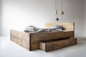 Palettenbett mit schublade ein wahrer hingucker im schlafzimmer! Bauholz Bett Changy Mit Grossen Schubladen Fraaiberlin