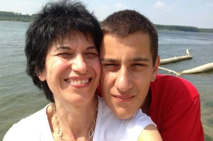 Без съпруга и деца: Кой ще наследи богатството на Слави Трифонов Снимка