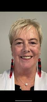 Suzanne Canada's Instagram, Twitter & Facebook