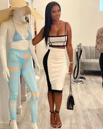 She's known for winning the miss usa title in 1993. Kenya Moore On Instagram Moorehaircaremondays All My Real Hair No Tracks Weave Clip Ins Wigs Lace Front Gorilla Glue No Voodoo Or Magic Just Kenyamoorehair