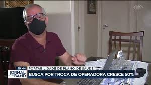 Bombeiros tentam conter o fogo em comunidade carapicuíba. Crianca Morre Durante Incendio Em Cortico Em Carapicuiba Band