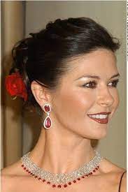 Hairstyles In Zorro Google Search Wedding Makeup For Brunettes Catherine Zeta Jones Brunette Makeup