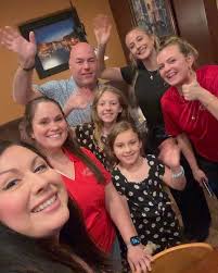 We had an amazing evening at one of our favorite Italian local gems!  @therealgiovannis 🇮🇹🍝😋, Happy 30th Year Anniversary Giovanni’s!, With  so many delicious options