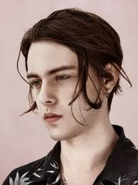 Juan Camilo Estévez — blkhlzinvzfs: Elias Bender Rønnenfelt