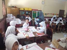 Tokoh dari teori humanis adalah carl rogers dan abraham maslow. Apa Kaitannya Antara Teori Belajar Humanistik Dengan Kurikulum 2013 K13 Brainly Co Id