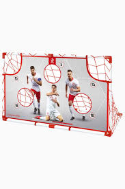 No, ale budiž, patrně chtěl sfz něco moderního, tak to má. Football Goal Pzpn R Gol Com Football Boots Equipment