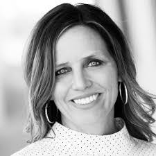 Kristine Wade's Instagram, Twitter & Facebook