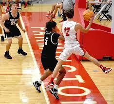 Cardinals Humble Charleston, 88-45