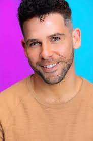 Glow Ropes: The Rise and Fall of a Bar Mitzvah Emcee (2008)