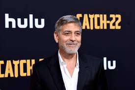 Longtime george clooney pal rande gerber reveals the most unexpected gift he ever received santa george clooney? George Clooney Gave 1m In Cash To Each Of His 14 Best Friends They Ve Helped Me When I Needed Help The Independent