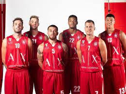 Its colors are red and white, and the team is sometimes referred as scarpette rosse. Basket Olimpia Milano Una Scommessa Con Aspettative Molto Alte Corriere It