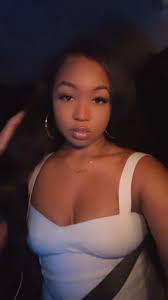 Hi ladies! , My name is India, 28, No kids, fur mommy 🎀, wfh, and I am SO  serious about making new girl friends lol! I’m looking for genuine  friendships with women with similar interests. The weather ...