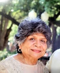 Carlota Rivera's Instagram, Twitter & Facebook