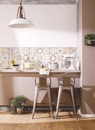 Es por ello que el numero de platos fríos o pre fabricados a aumentado de manera muy notable. Que Son Y Como Se Ponen Los Azulejos Vinilicos O Azulejos Adhesivos
