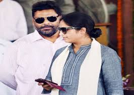 Unlike the 2014 lok sabha polls, when pappu yadav and his wife ranjeet ranjan had a smooth sailing despite a strong. Love Story Of Pappu Yadav And His Wife Ranjeet Ranjan à¤« à¤Ÿ à¤¦ à¤–à¤•à¤° à¤¹ à¤† à¤¥ à¤‡à¤¸ à¤¨ à¤¤ à¤• Love à¤® à¤¡à¤ª à¤® à¤ªà¤¹ à¤šà¤¨ à¤¸ à¤ªà¤¹à¤² à¤— à¤¯à¤¬ à¤¹ à¤—à¤ˆ à¤¥ à¤¦ à¤² à¤¹à¤¨ Patrika News