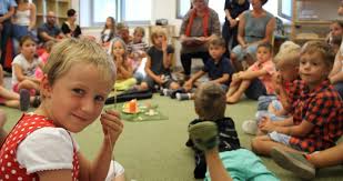 Willkommensfeier Im Montessori Haus Fur Kinder Montessori Schule Landau An Der Isar