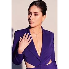 She further went on to congratulate neena gupta on her book. Kareena Kapoor Khan Ikareenaonline Twitter