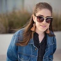 Un lugar cercano a la felicidad by Lia Louis