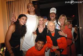 Parents and community members to bring issues to the negotiating table. Yannick Noah Et Sa Famille Purepeople