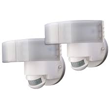 Defiant 180 Degree White Led Motion Sensing Outdoor Security Flood Light 2 Pack Dfi 5982 Wh 2 The Home Depot