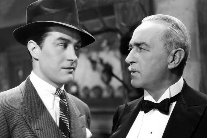 Bulldog Drummond Escapes