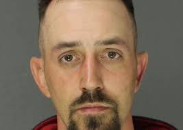 Allen Heck's Instagram, Twitter & Facebook