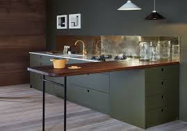 Une Cuisine Design Pour Un Interieur Contemporain Elle Decoration Cuisines Design Design Interieur Contemporain Interieur Contemporain