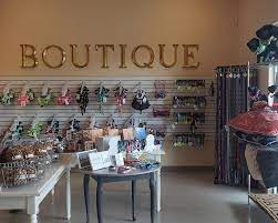 How many reviews are there for furrylicious puppy boutique? Dog Boutique The Red Hydrant Lutz Florida