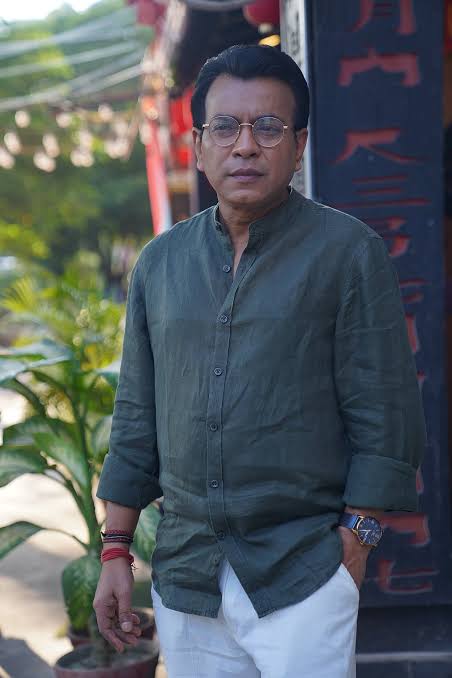 Rudranil Ghosh opens on being Dinobondhu in The Academy of Fine Arts