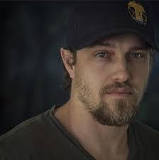 Lloyd Bateman's Instagram, Twitter & Facebook