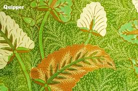 Motif batik yang menyerupai daun talas, motif ini adalah motif yaang paling sederhana, hanya merapikan dan menyusun satu jenis motif saja. Yuk Kenalan Lebih Jauh Dengan Corak Batik Dan Pemakaiannya