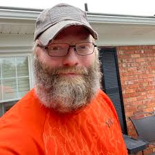 Adam Ginn (@ginn_adam)