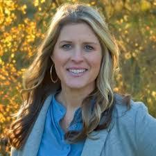 Pam Mccune's Instagram, Twitter & Facebook