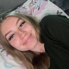 Julia Kimmel (@ju_kimmel)