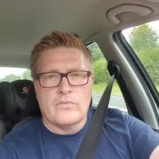 Performing "Alive" for MTV Unplugged,