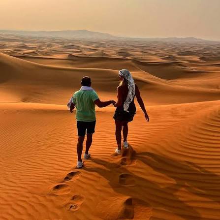 Sunsets in the Desert 🐪🌅 #dubai #desert #sunset #dubaidesert #sand #sun  #love #vacation #mydubai