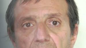 Polizia arresta scippatore grazie ad un passante