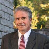 Donna Magoon's Instagram, Twitter & Facebook