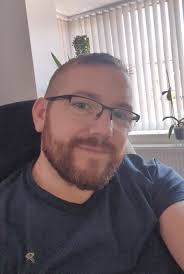 Hey im Dan, 34 from Bedfordshire 😋 looking for some new friends and a  laugh so feel free to message 😊