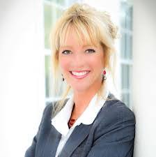 Teresa Benoit's Instagram, Twitter & Facebook