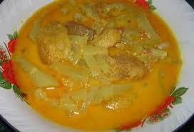 Sambal goreng kentang yang dapat ditambahkan daging atau seafood seperti udang. Resep Sayur Labu Siam Santan Khas Lebaran