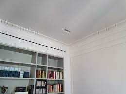 Cartongessi coges realizza diverse cornici in gesso da catalogo o su misura. Cornici Bergamo Lecco Milano Monza Brianza Record Sas