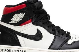 New, 100% authentic, us size 9, negotiable price, make your offers by messages only in eu. Termosifone Medico Strategia Nike Air Jordan 1 Travis Scott Resell Price Marea Enorme Modernizzazione