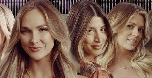 Danielle Hastings's Instagram, Twitter & Facebook